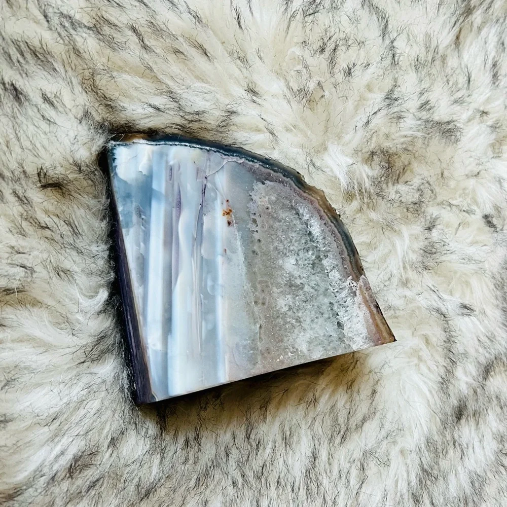Agate Quartz Crystal Bookend - Picture 3 of 11